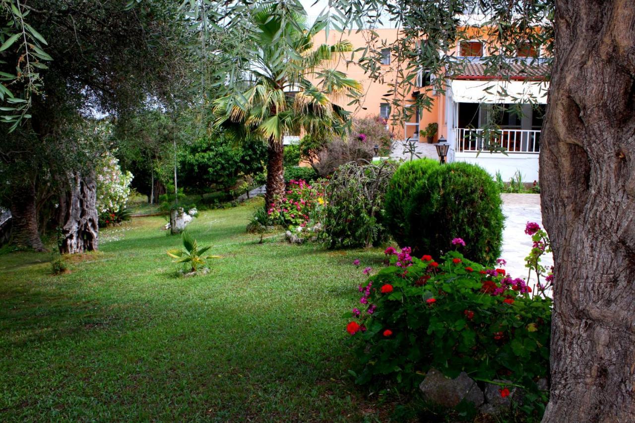 Tina Hotel Dassia  Buitenkant foto
